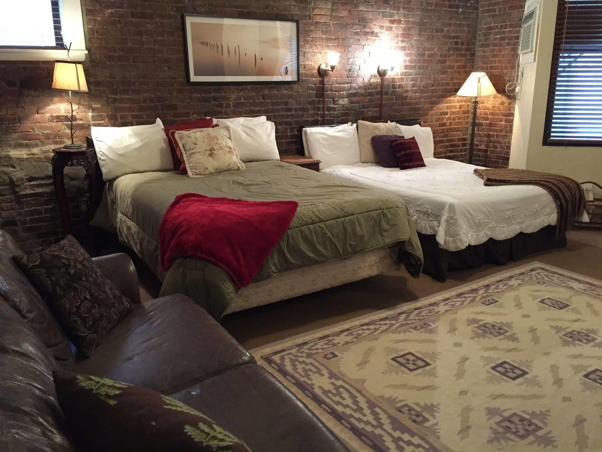 The Townhouse Of Chelsea Hotel New York