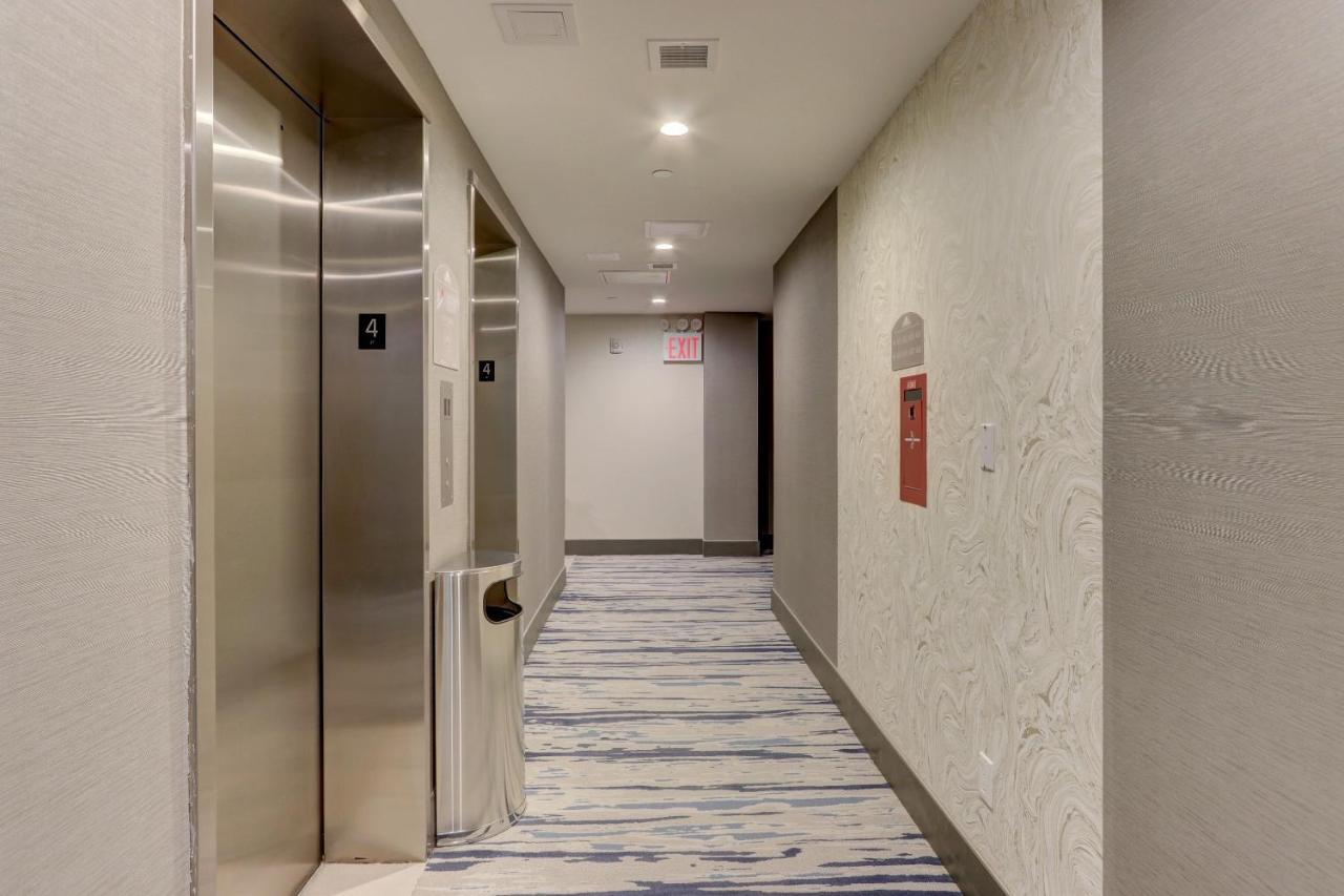 Microtel By Wyndham Long Island Hotel New York