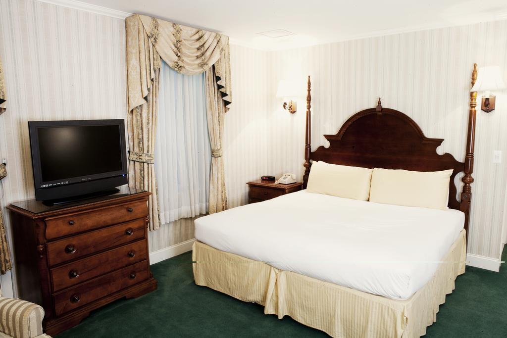 Stanford Hotel