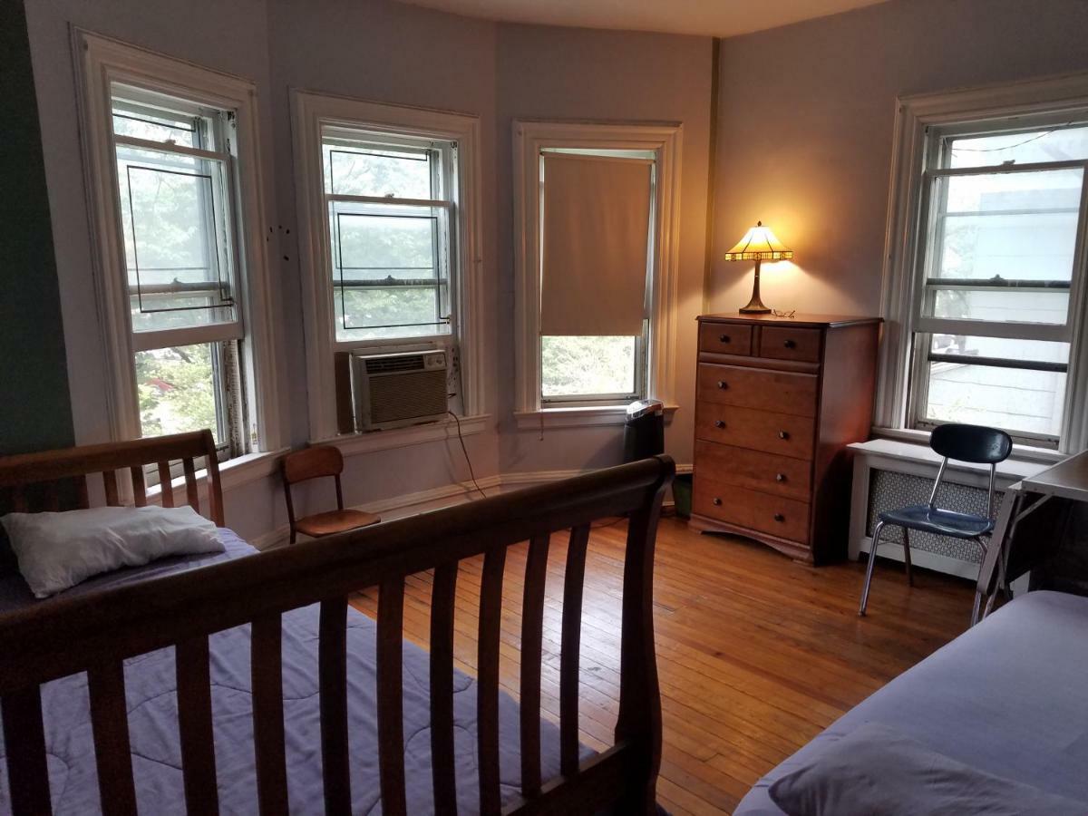 Homestay Sid's Victorian Oasis *