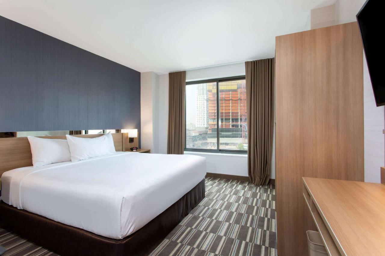 Hotel Microtel By Wyndham Long Island