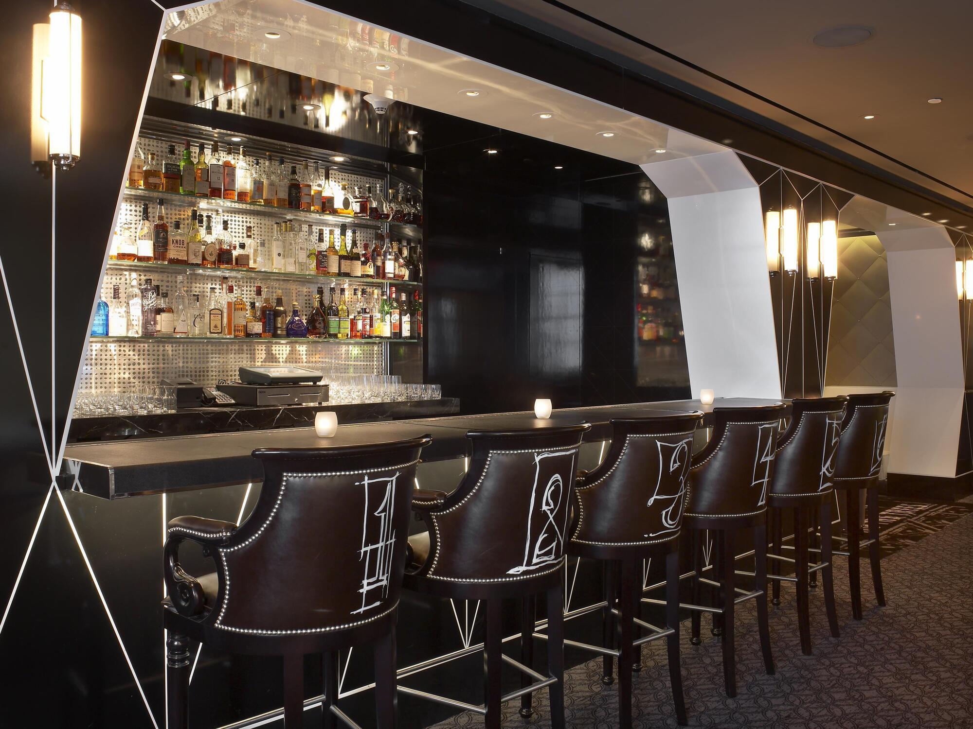 The Surrey Hotel 5*