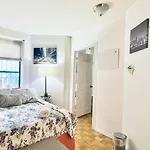 Times Square Manhattan - Private Room In 2 Bedroom Apartment