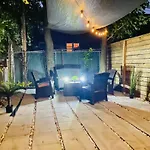 2 Bedroom Two Baths Newly Renovated Apartment