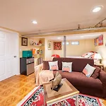 Newly Renovated Beautiful Studio Apt