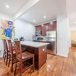 Lovely 2 Bedroom In The Hearts Of Crown Heights