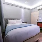 Madison Les Hotel