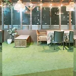 Madison Les Hotel