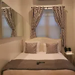 Chelsea Inn (Adults Only)