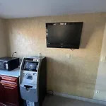 Atlantic Motor Inn