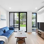 149Bk-101 New Construction 2Br Private Garden W-D