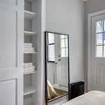 Kips Bay 1Br W Backyard Nr Park Train Nyc-1263