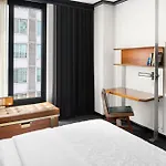 Le Meridien New York, Central Park