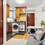 Unique 2Bd Apartment In Perfect Location Next To Time Square