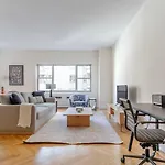 Blueground Murray Hill Gym Nr Grand Central Nyc-1420