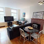 Cozy Place In Midtown Nyc