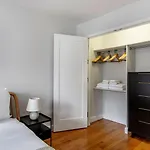 Lenox Hill 2Br W Elevator Doorman Nr Art Nyc-1284
