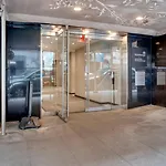 Lenox Hill 2Br W Elevator Doorman Nr Art Nyc-1284