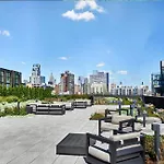 Large 1 Bedroom - Private Balcony - Luxury Building - Manhattan