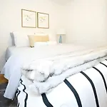 For Rent In Chelsea Your Ideal Space Awaits L Cardi L