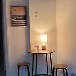 Superlative Midtown Manhattan Apartment