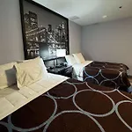 Super 8 By Wyndham Brooklyn Fulton Street Broadway Junction