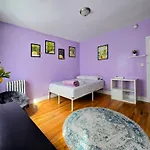 Lavender Queen Room Bright & Peaceful Stay In Central Harlem