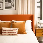 Beautiful Modern Downtown Brooklyn Studio W Elevator
