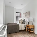 Modern Chic 2Br 1Ba In Vibrant Murray Hill