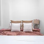 Trendy 3Bedroom 2Bath Escape Near Hudson River Park & The High Line