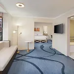 70 Park Avenue Hotel