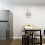350-2A Prime Gramercy Newly Renovated 1Br Sleeps 4