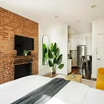 24-4 New Private Terrace W&D Apt Prime Gramercy