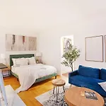 105-1G Studio In Park Ave Location