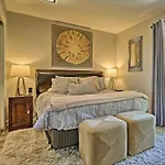 City Chic 3Br 1Bath Apartment