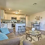 City Chic 3Br 1Bath Apartment