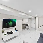 White Marble Retreat Nyc