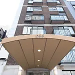 75-1C New 1Br Prime Ues W&D
