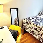 Cozy Room In Shared Apartment In Ues - Manhattan