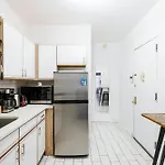 428-2E Newly Furnished 2Br