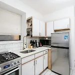 428-2E Newly Furnished 2Br