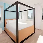 Residence Suites