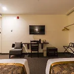John Hotel
