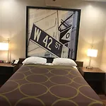 Super 8 By Wyndham Jamaica North Conduit