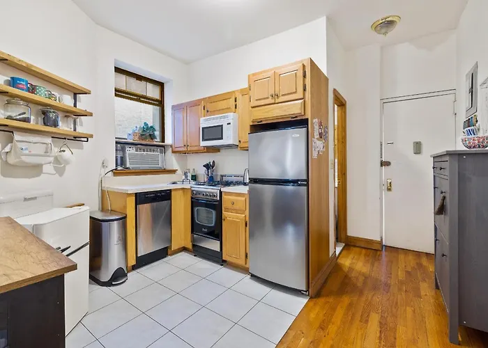 Central Living At Columbia University