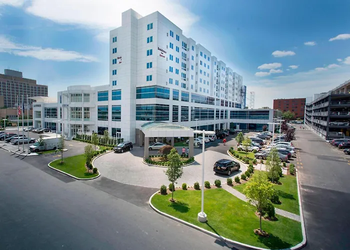 Residence Inn By Marriott The Bronx At Metro Center Atrium