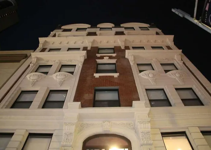 Mayfair Hotel, Ascend Hotel Collection