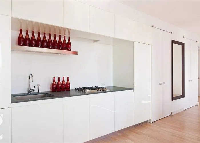 Residence Suites