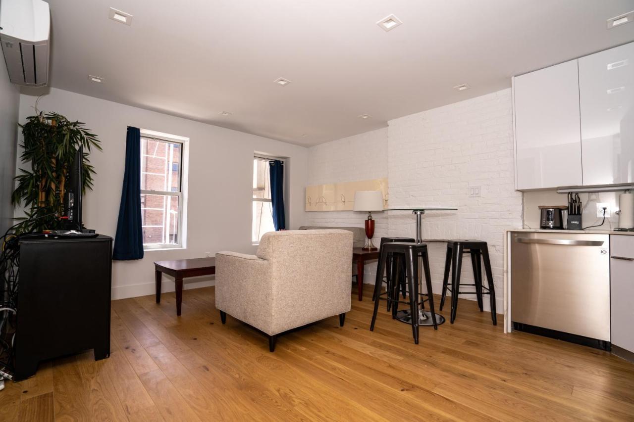 Brooklyn Heights 30 Day Apartment *