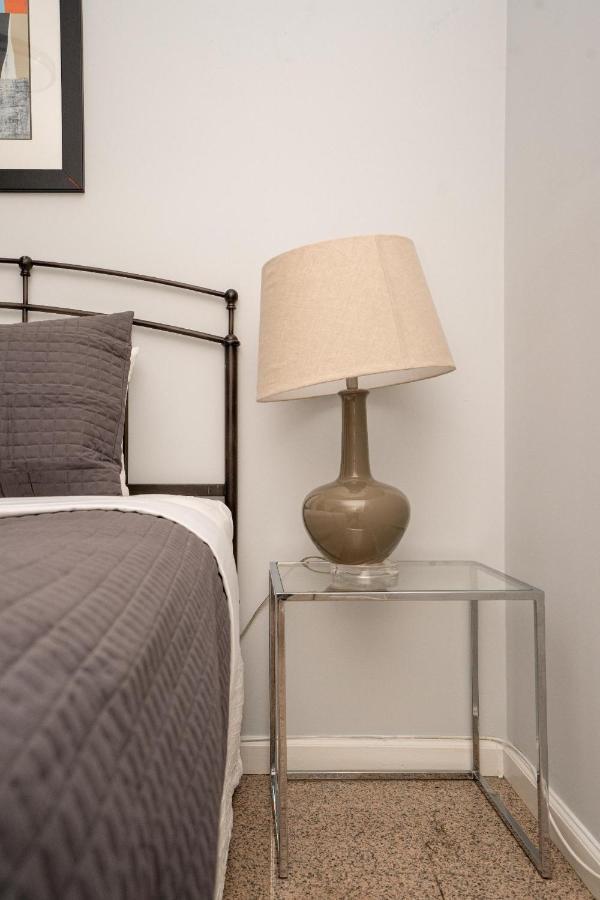 Little Italy Manhattan 30 Day Apartment *